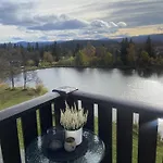 With 3 Bedrooms And Balcony Апартаменты