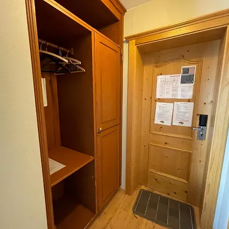 Apartment With 3 Bedrooms And Balcony *