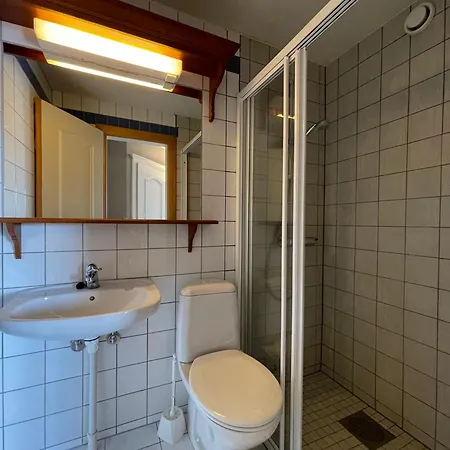 Lägenhet With 3 Bedrooms And Balcony *