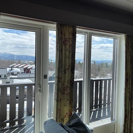 With 3 Bedrooms And Balcony Апартаменты